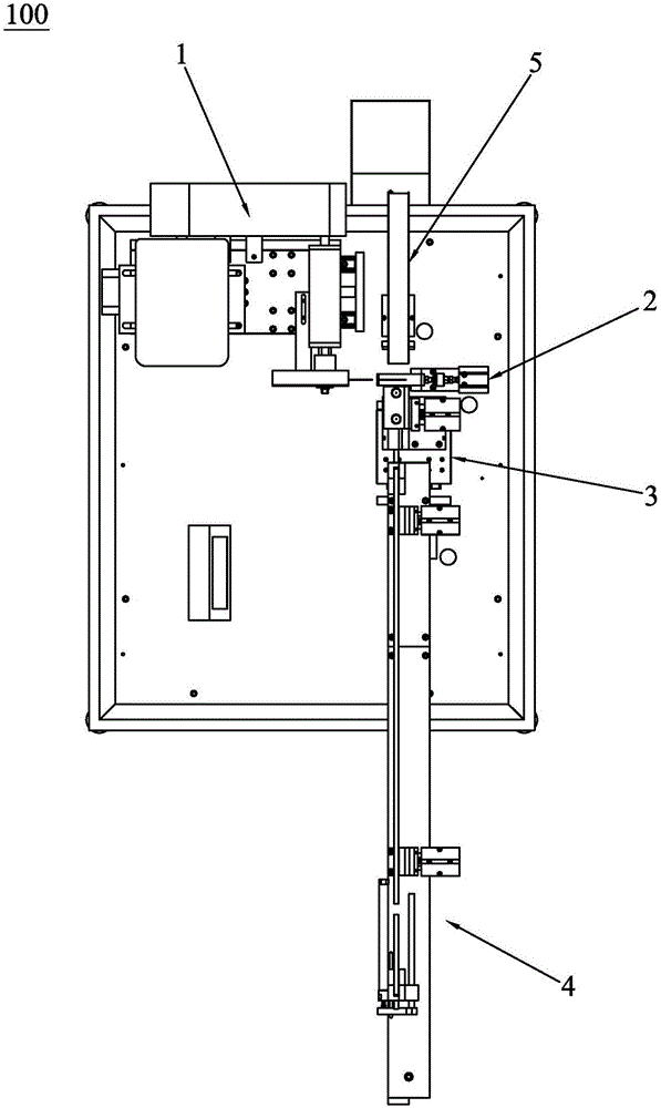 Automatic pipe feeding device and automatic pipe cutter