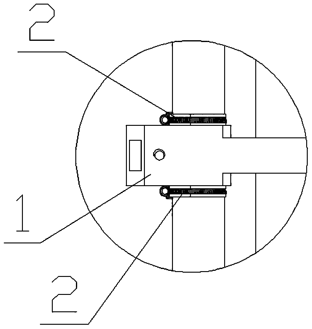 Power transmission line cleaning device