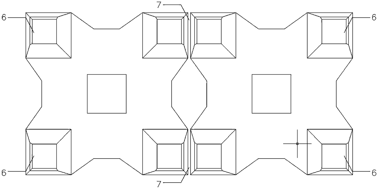 Four-foot hollow block with concaved outer side faces of convex feet and construction method of four-foot hollow block