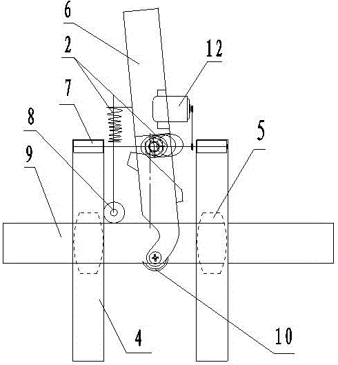 Manual assistance hand-held triangular block variable-diameter branch clamping electric girdling device for grapes