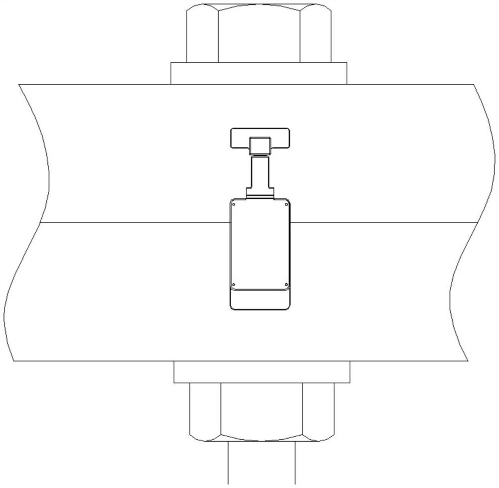 A method for monitoring flange connection bolt looseness