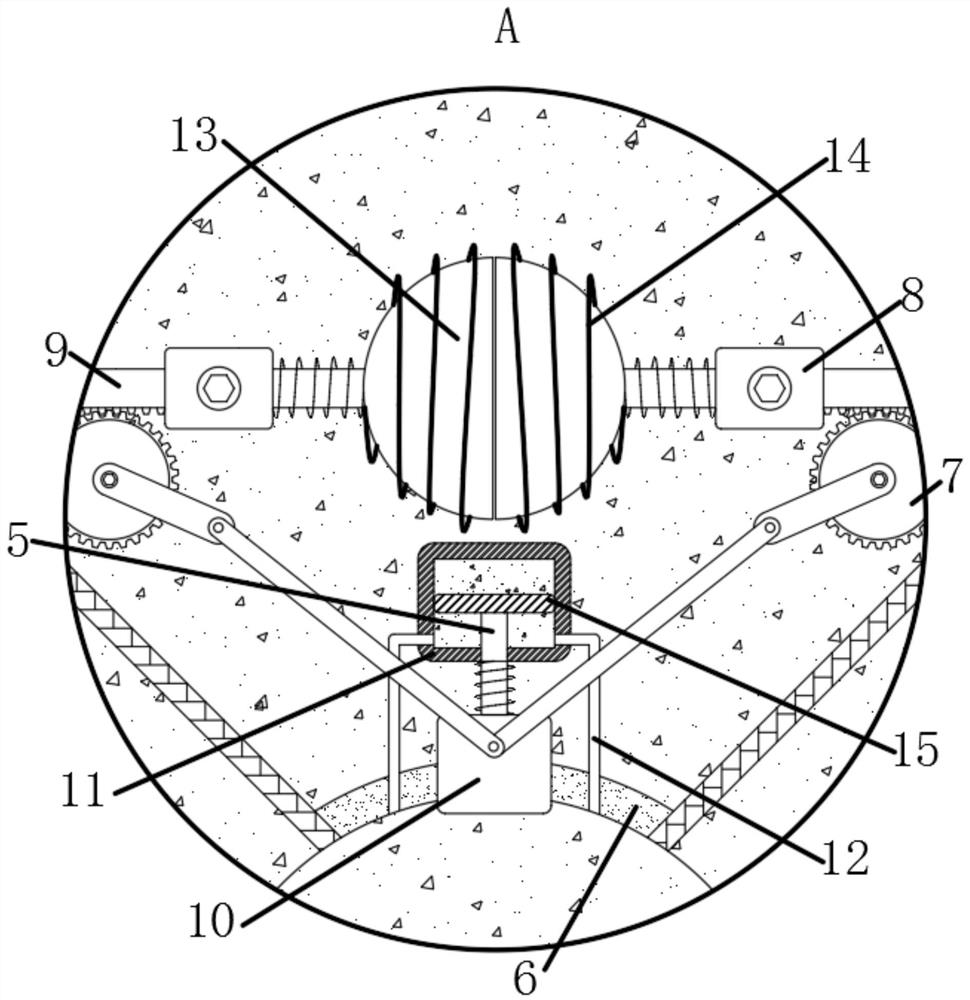 Sweeping robot capable of being restarted after short circuit caused by water inflow of circuit