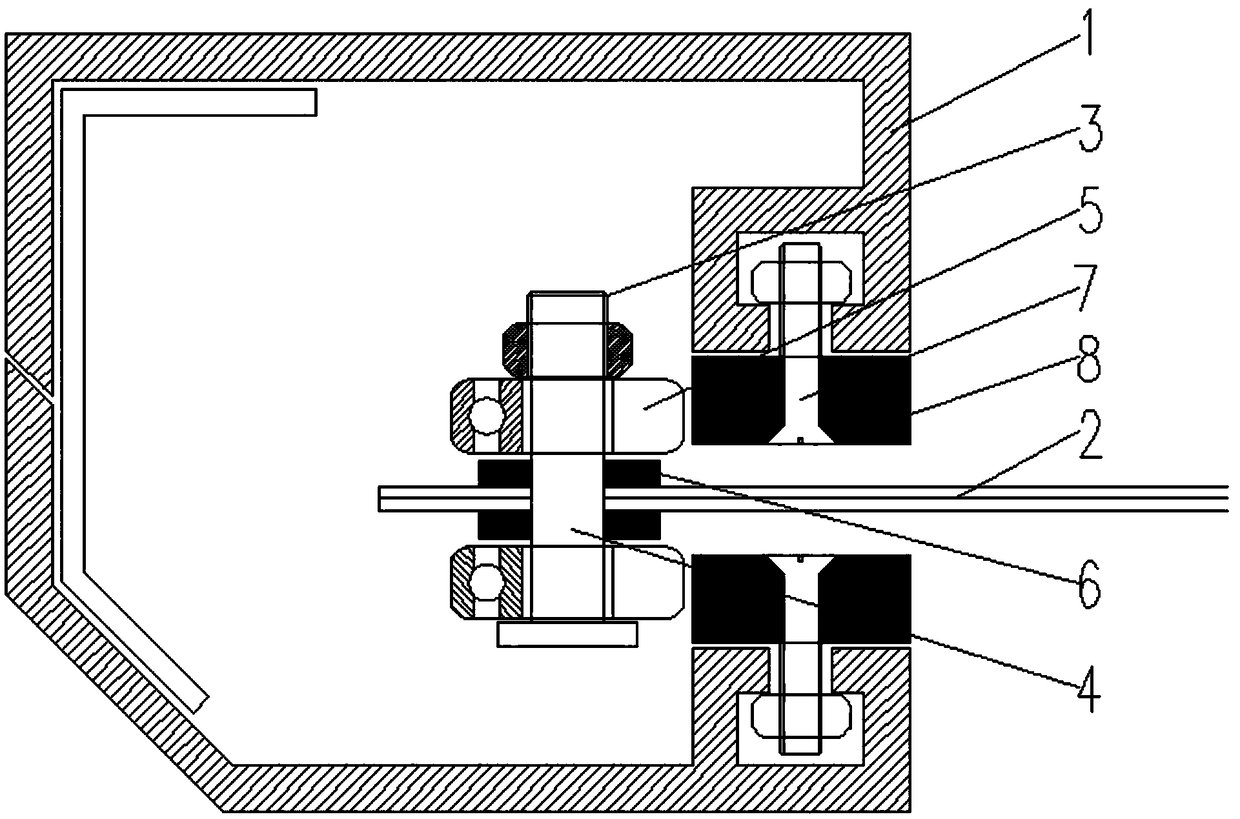 Thread-off proof mechanism for quick rolling door track