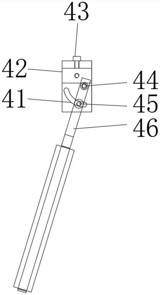 Folding device for RFID folding label production and using method thereof