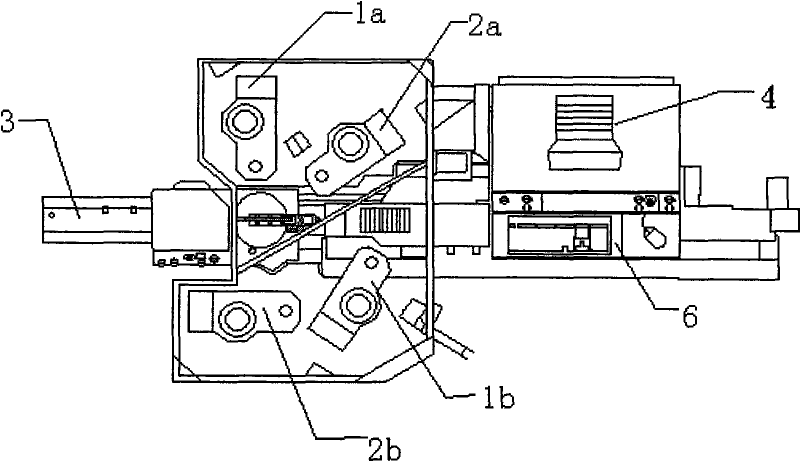 Automatic crimper capable of simultaneously threading water proof bolts to both ends of cable and crimping