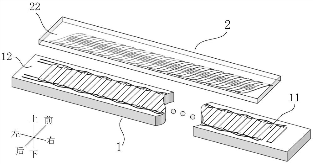 Capacitive linear displacement sensor and movable ruler thereof