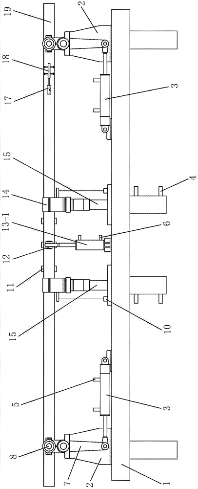 A bimetal composite pipe bending test device