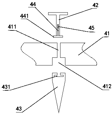 Elastic detachable non-woven fabric dividing and cutting machine and installation method of dividing and cutting machine