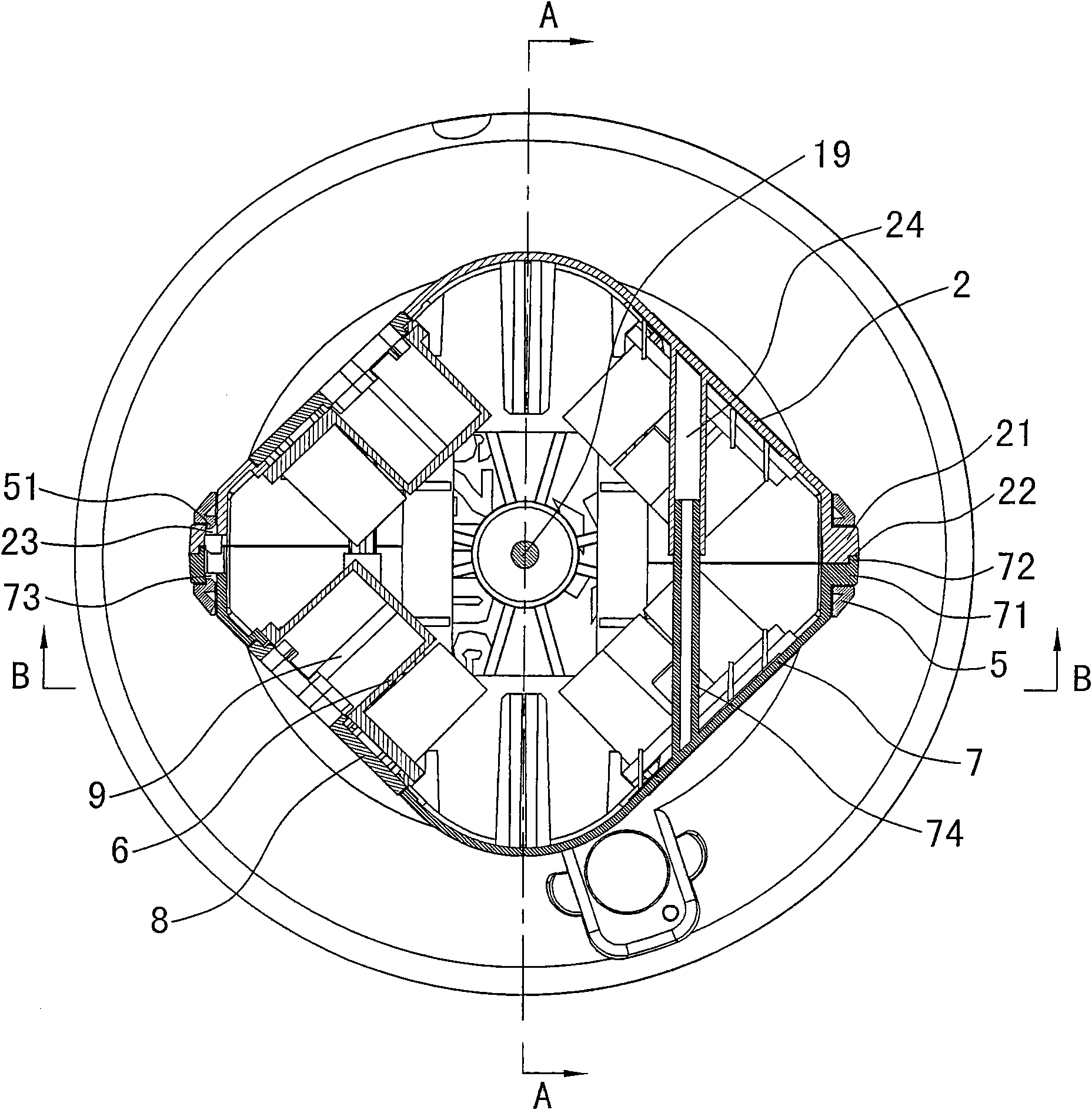 Vertical type multifunctional movable socket