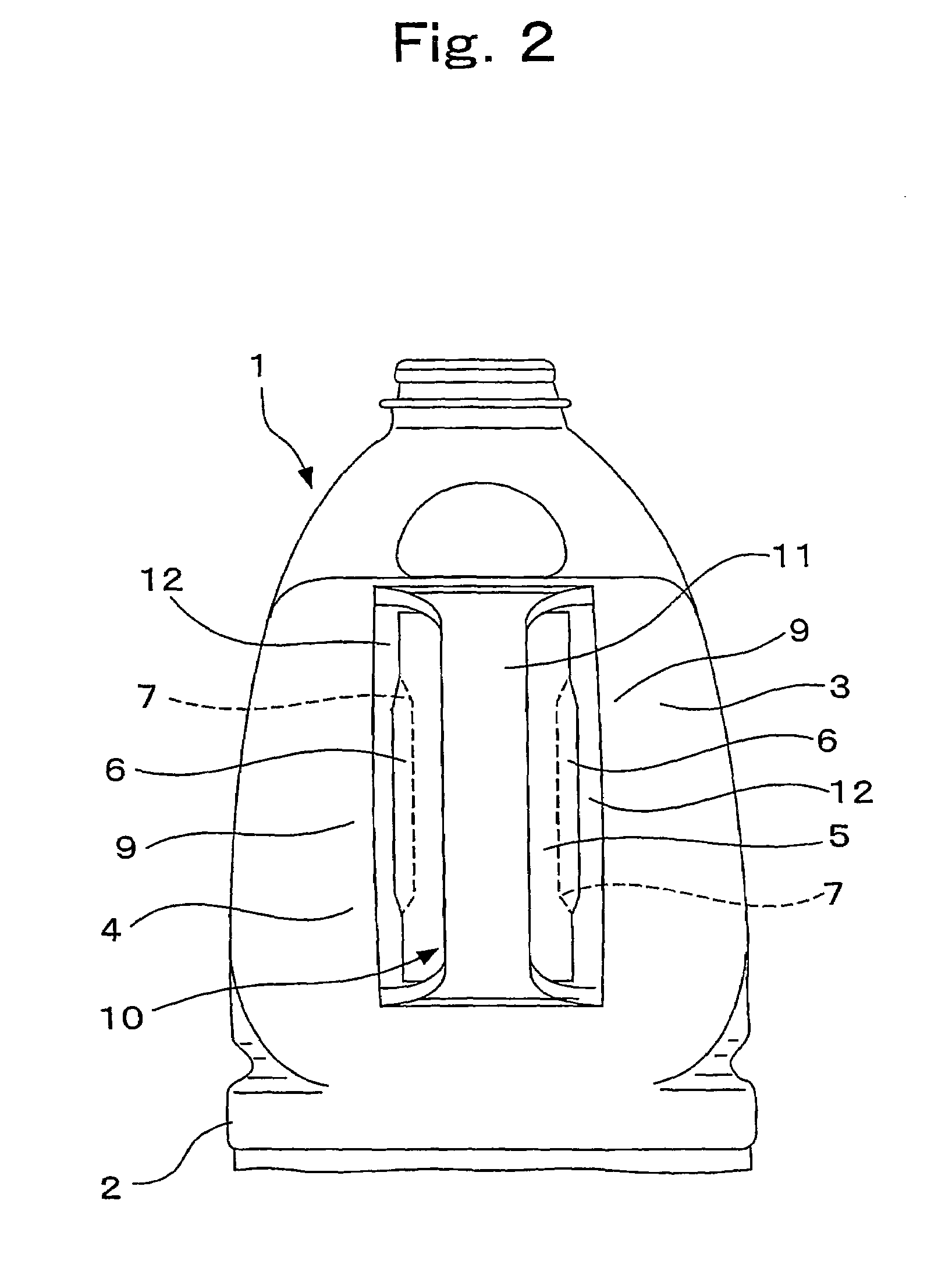 Synthetic resin bottle with a handle