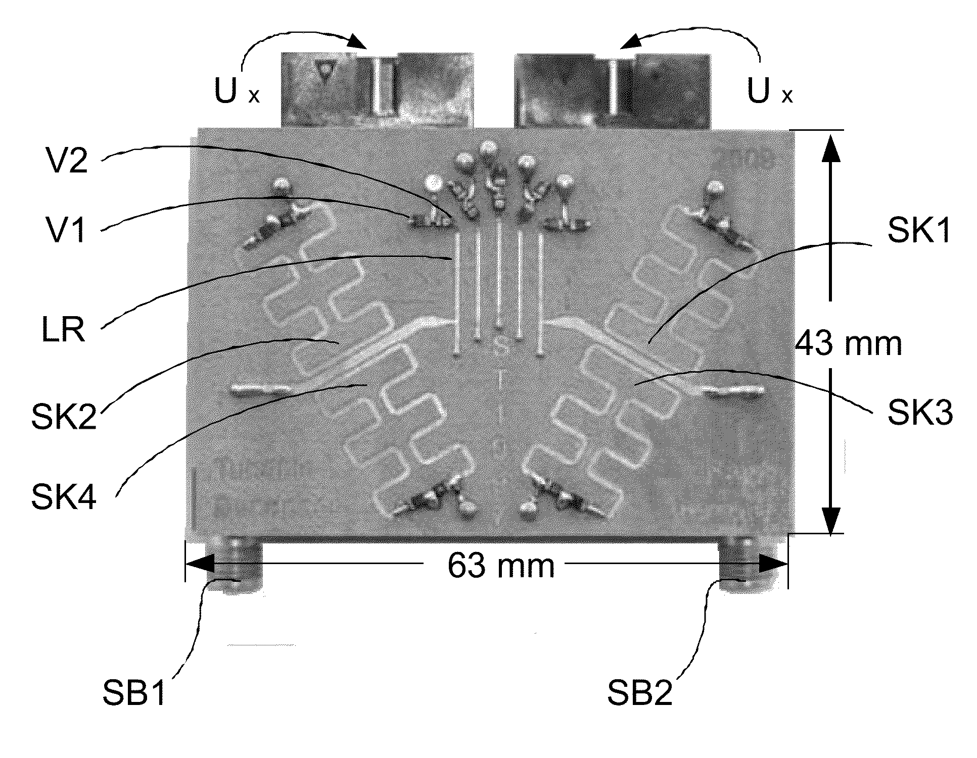 Reconfigurable bandpass filter based on a planar combline filter comprising varactor diodes