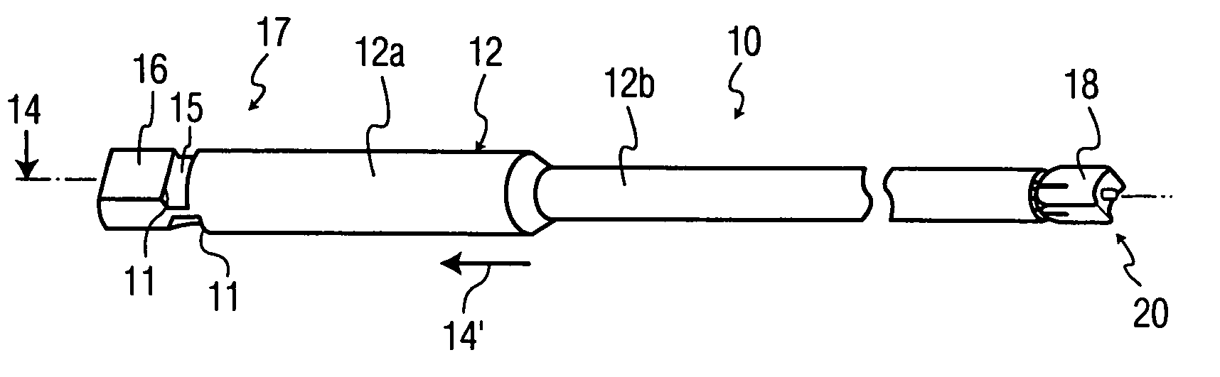 Adjustable instrumentation for spinal implant insertion