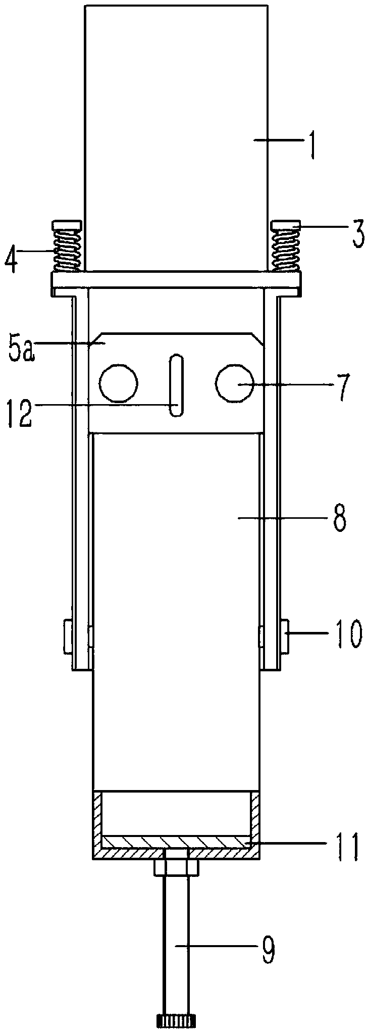 Quantitative material conveying device applied to packaging of particle bags