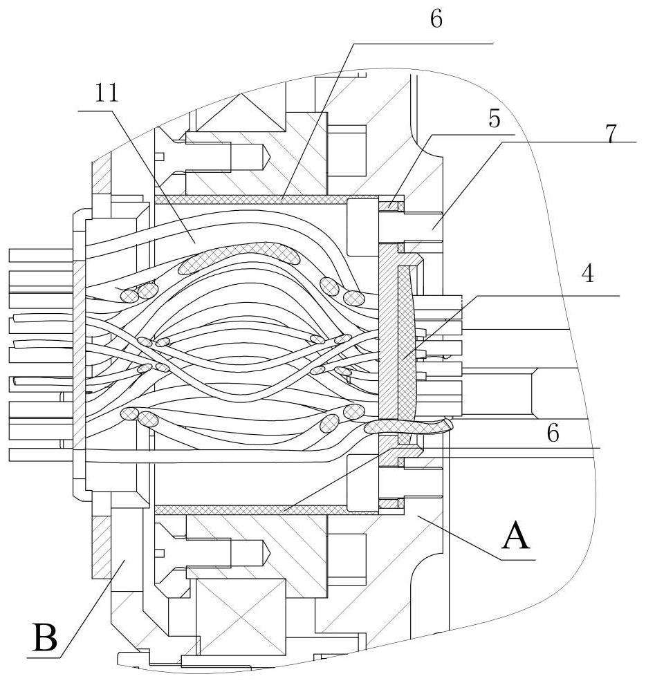 Airtight small-winding-moment wire shaft penetrating device