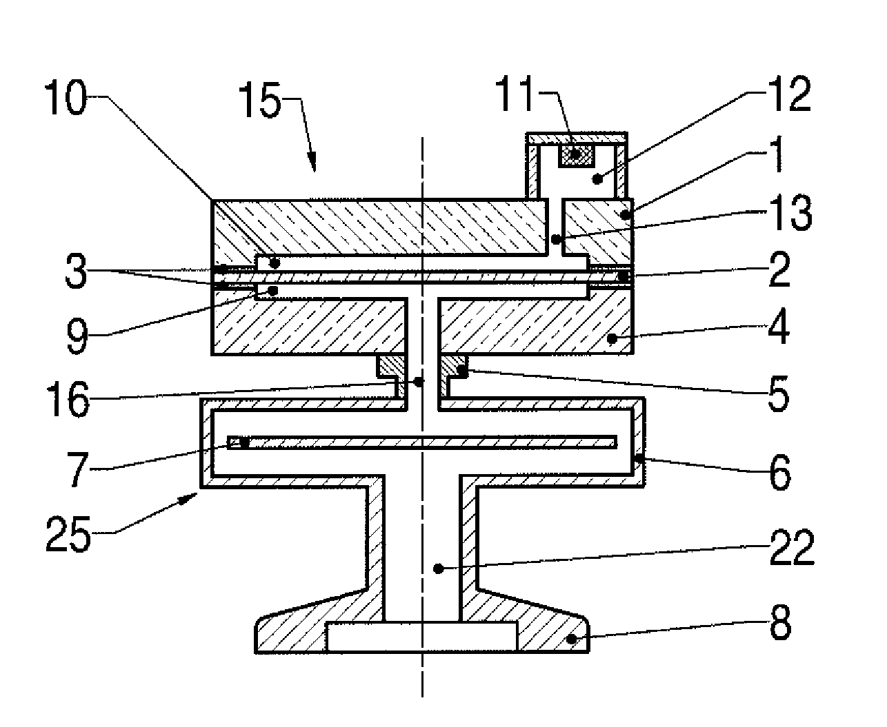 Shield arrangement for a vacuum cell