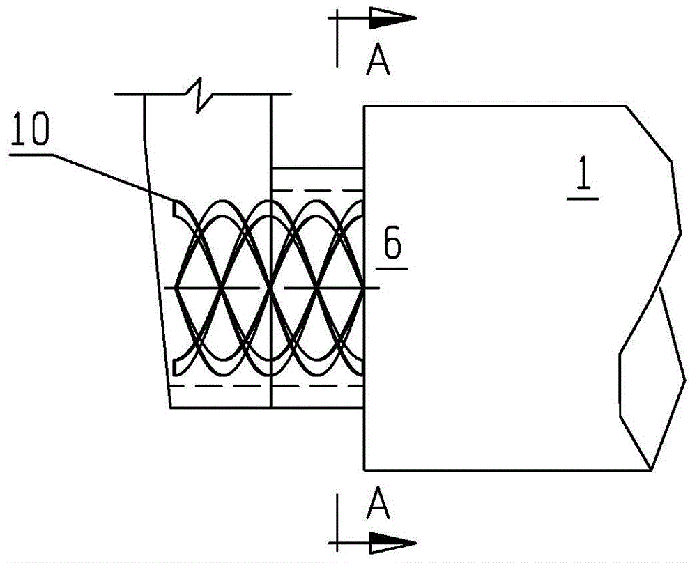 A feeding method for lime mud of lime kiln and feeding equipment thereof