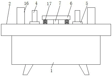 Automatic clamping sawing machine