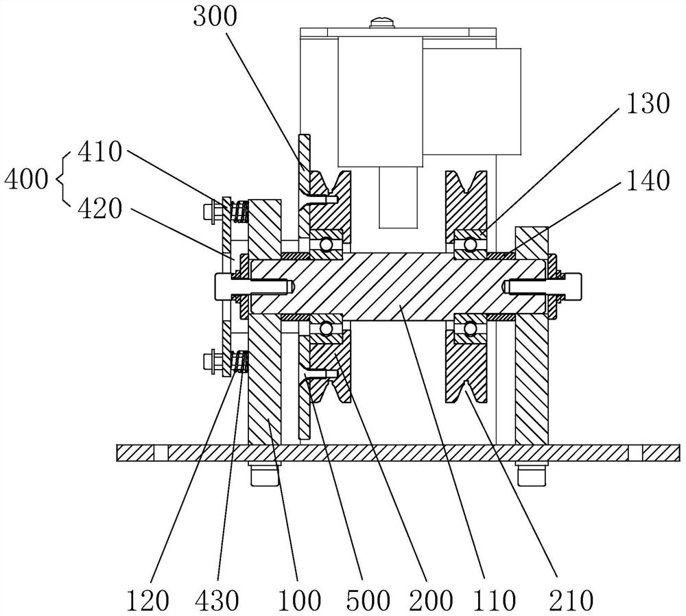 Bulb tube locking mechanism and ball tube lifting device