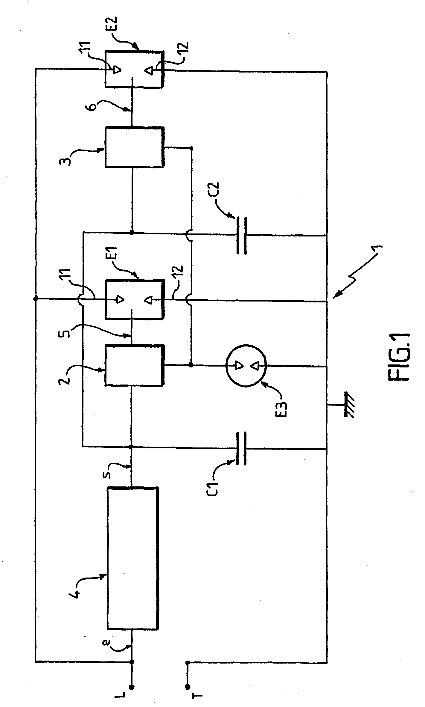 Surge protector device with simultaneously-triggered spark gaps in parallel