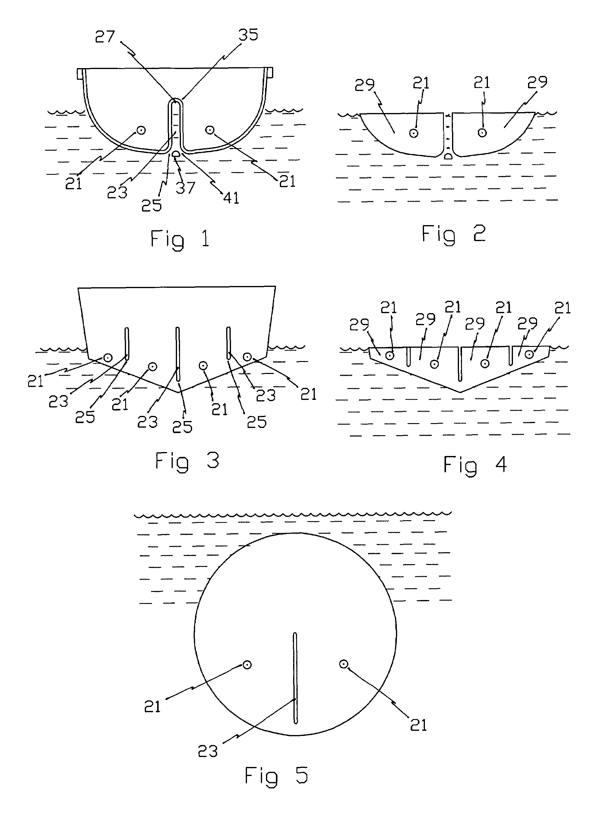 Slotted hulls for boats