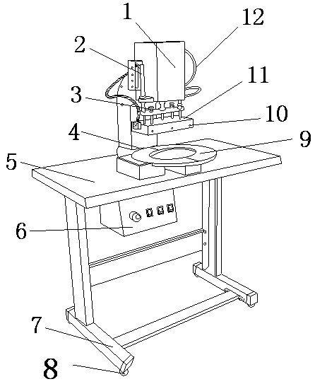 Embossing device of cylindrical woodware