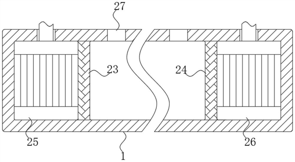 Spraying device and method for spraying water-based environment-friendly delustering agent to rubber rain boots