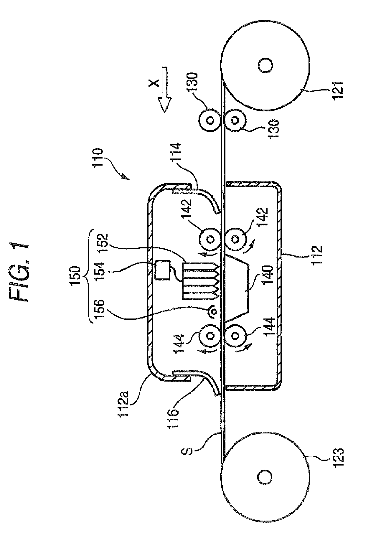 Inkjet recording apparatus with plural heads and suction unit