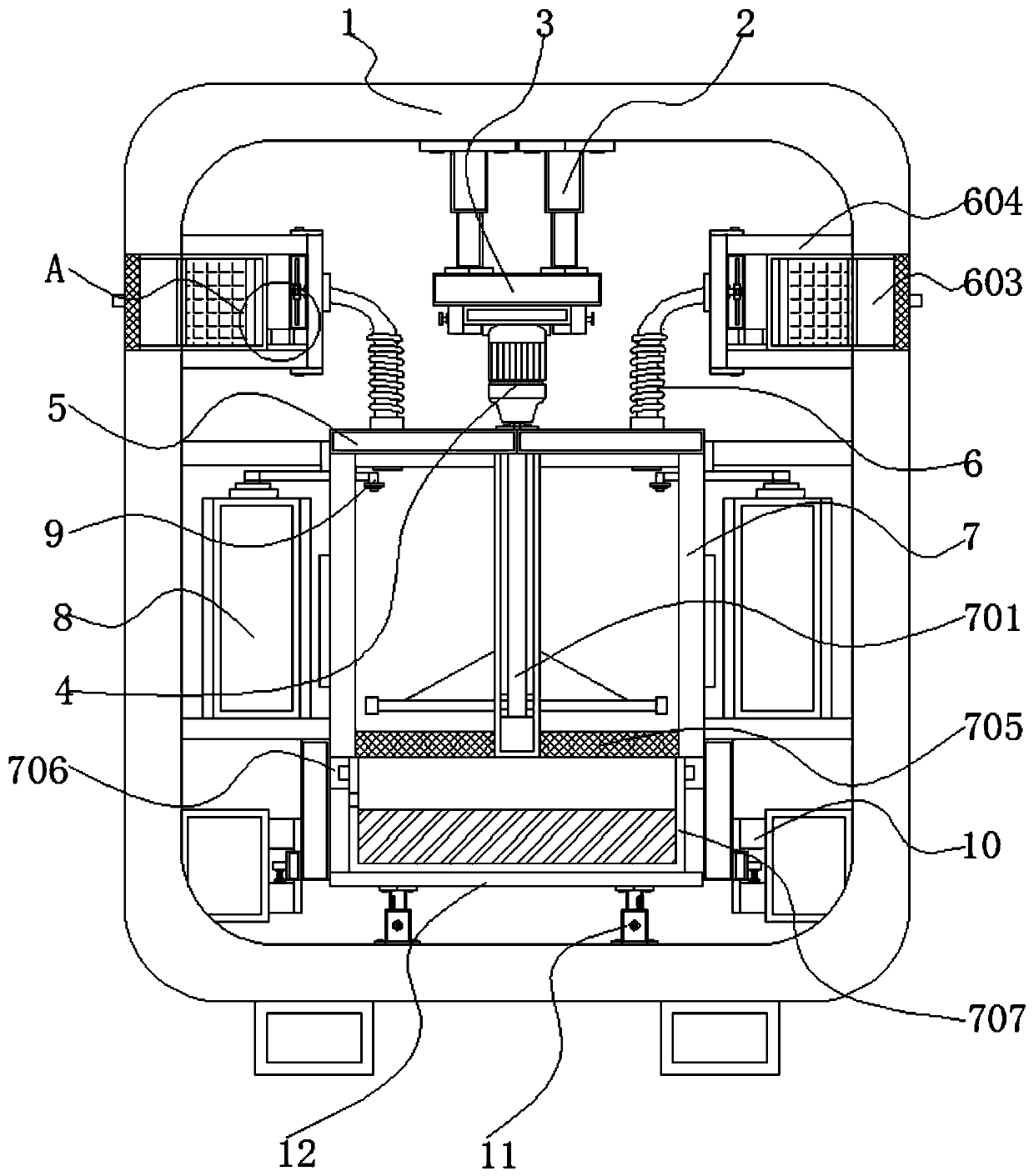 Solid waste treatment device with filtering structure and easy to maintain