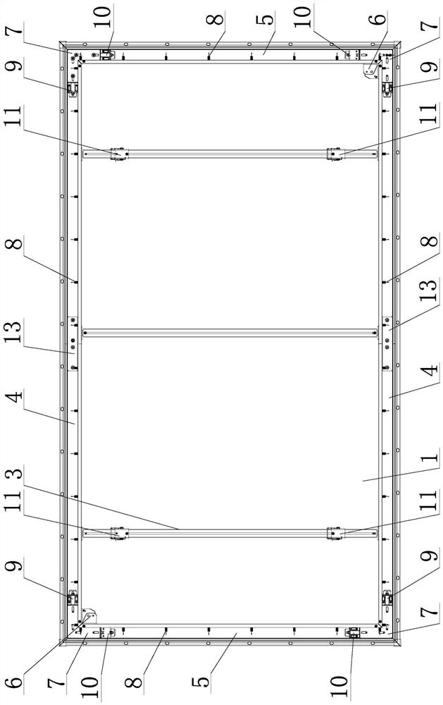 Mounting mechanism for light-resistant curtain