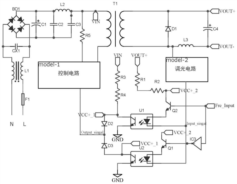 Circuit with auxiliary optocoupler and switching method thereof