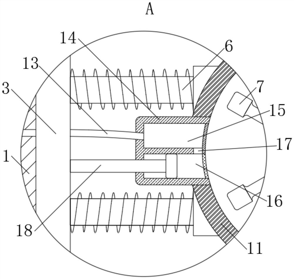 High-efficiency hammer crusher capable of reducing vibration and automatically removing dust