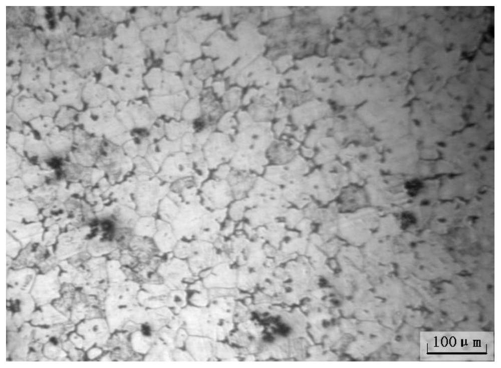 Rare-earth-free low-alloy high-toughness aluminum alloy and preparation method thereof