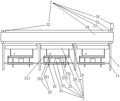 Deviation-correctable flat-belt side-supporting optical fiber tray conveying mechanism and optical fiber tray conveying method