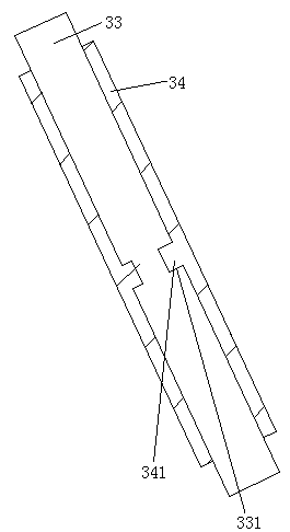 Deviation-correctable flat-belt side-supporting optical fiber tray conveying mechanism and optical fiber tray conveying method