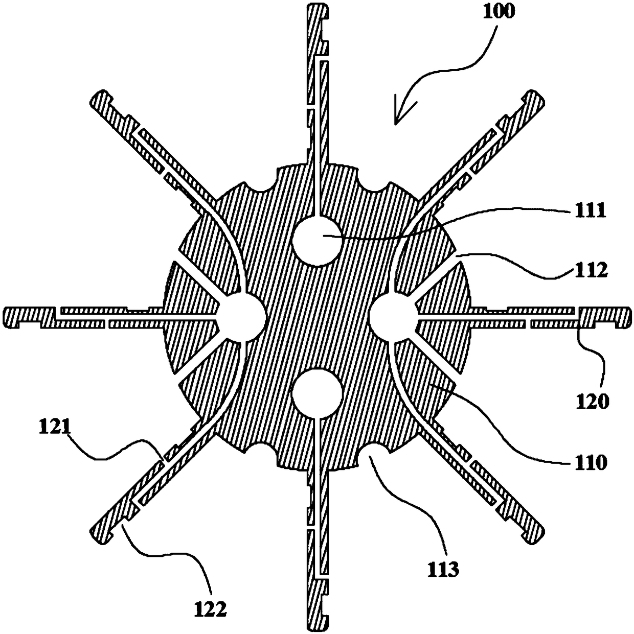 Expansion-contraction drainage device and positive and negative pressure drainage method for sludge