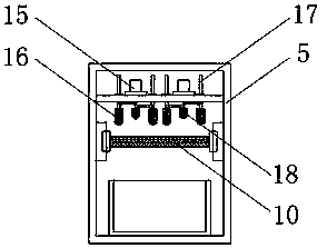 Shoe cabinet capable of achieving automatic cleaning