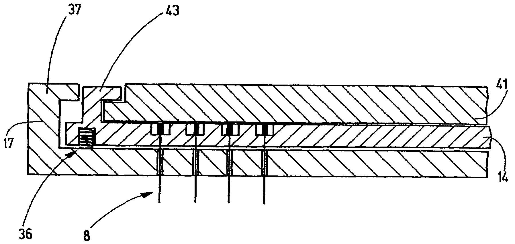 Punch device with interchangeable punch and variable punch pattern