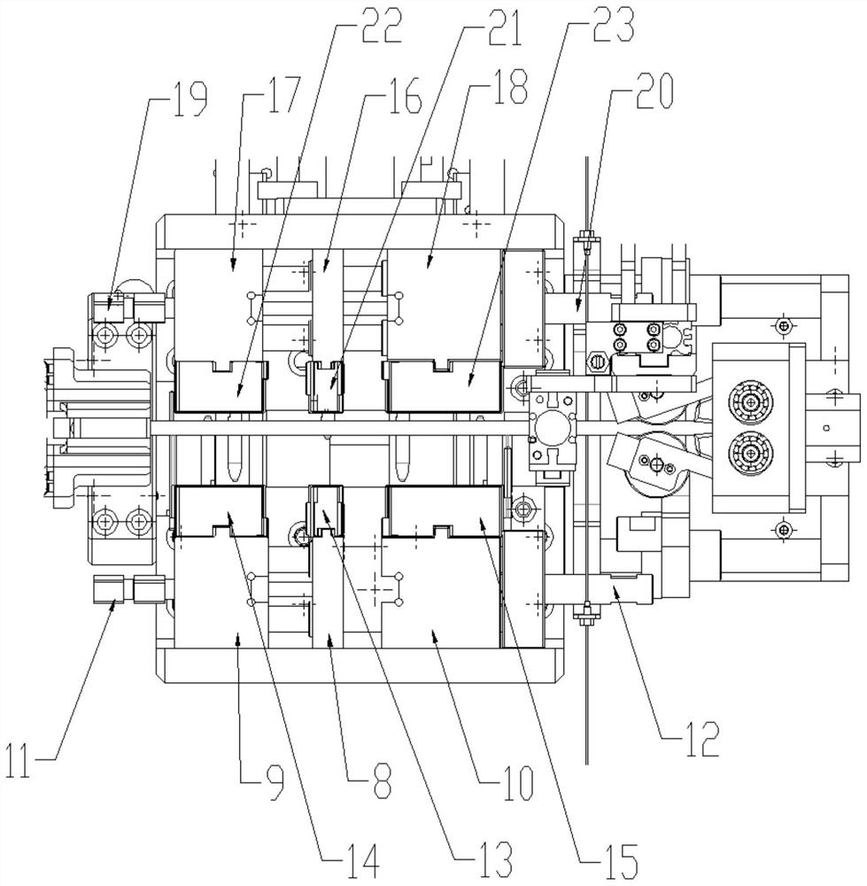 High-stability bag extruding and expanding equipment