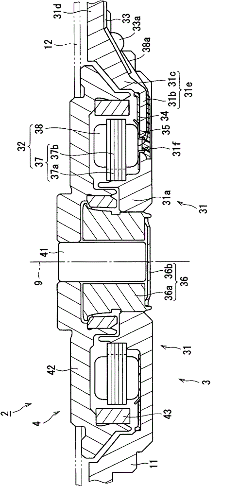 Spindle motor and disc driving device