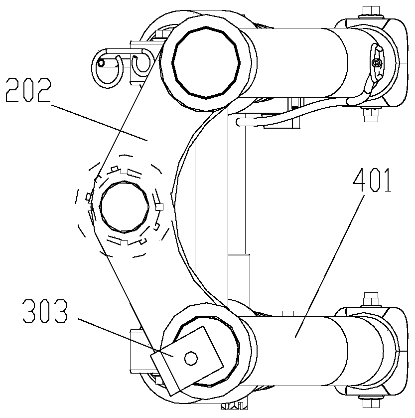 Eccentric type steering assembly and three-wheeled motorcycle