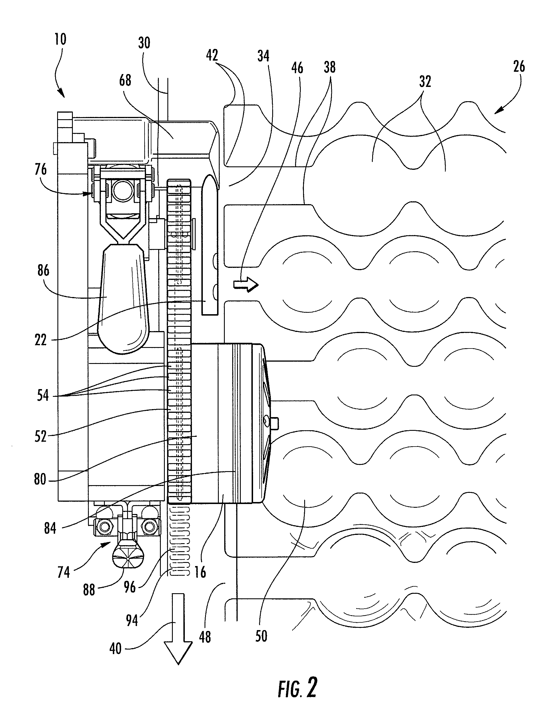 Machine for inflating and sealing an inflatable structure