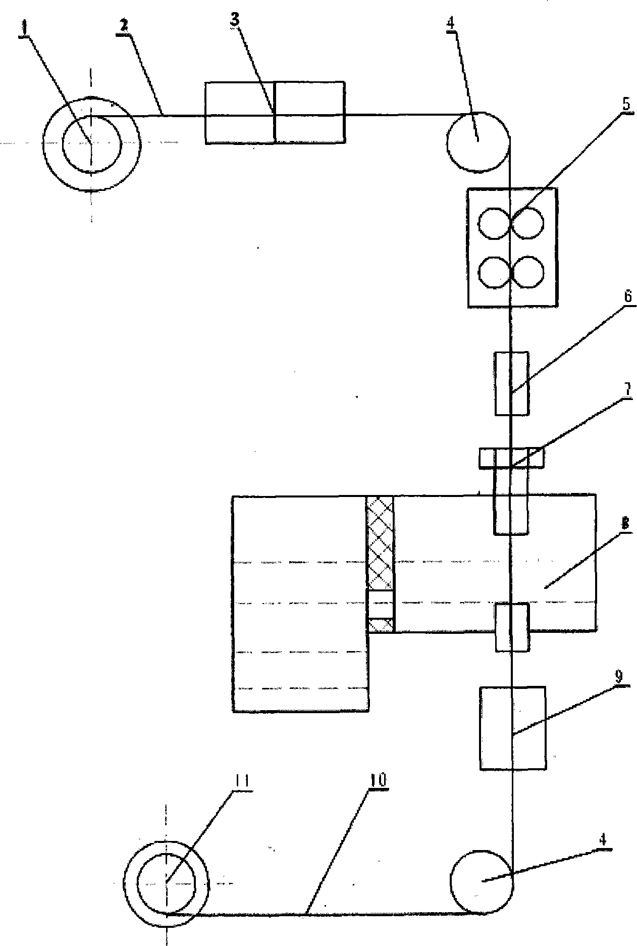 Method and device for downwards leading and continuously casting copper wire covering steel core