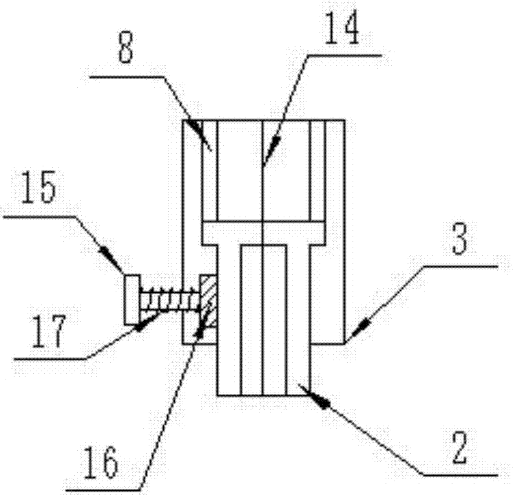 Garden fruit picking device convenient to operate and telescope