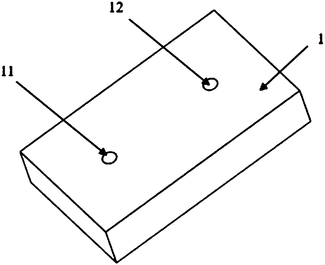 Nonuniform wet silicon-based micro-channel phase change heat exchanger with communicated top