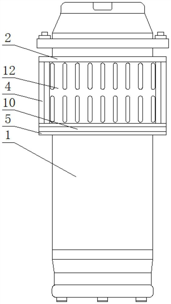 Filtering method of submersible pump for silt-proof well