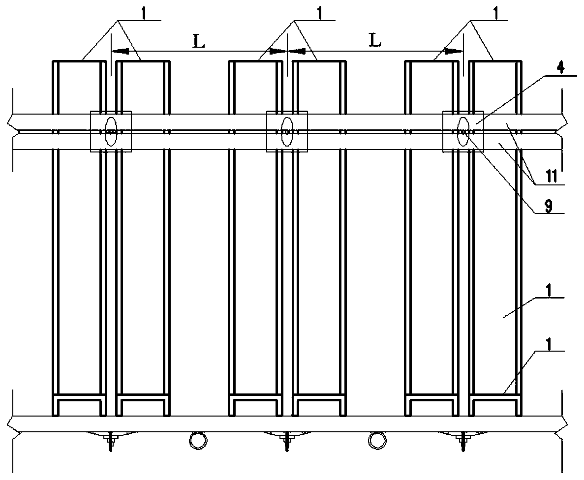 Construction reinforcing structure for high-space large-span section steel concrete structure beam hanging mold and construction method thereof