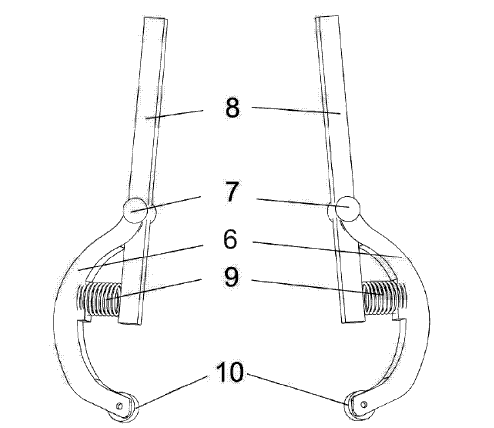 Axial forcing device and adjustment method for winding displacement of superconducting coil