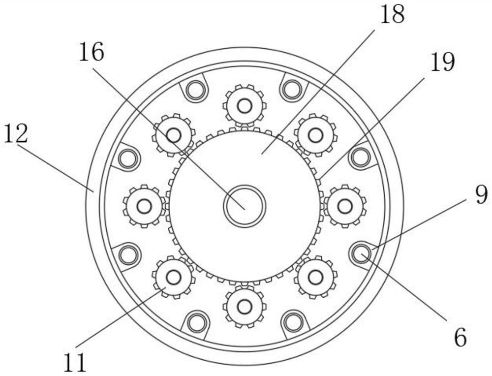 Energy-saving and environment-friendly baking device