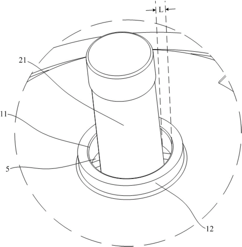 Combustor and gas stove