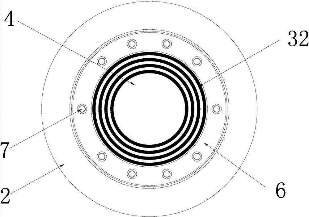 Wall-through or pipe-through variable-diameter sealing structure of cable and sealing method of variable-diameter sealing structure